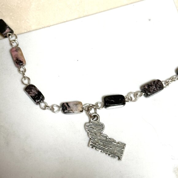 Genuine Gemstone Black Pink Rhodonite w/ Dog Person Pendant Short Necklace - Picture 5 of 15